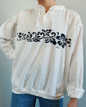 Load image into Gallery viewer, Maui beachy long sleeve
