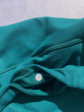 Load image into Gallery viewer, emerald lululemon leggings
